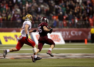 爱游戏app下载-球迷故事:那些追逐偶像的青春岁月,球迷算不算追星